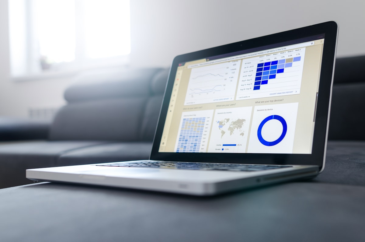 How to Write a McKinsey-Style Slide in 5 Minutes with Claude AI